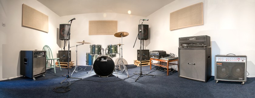 Room1unfinishedblended